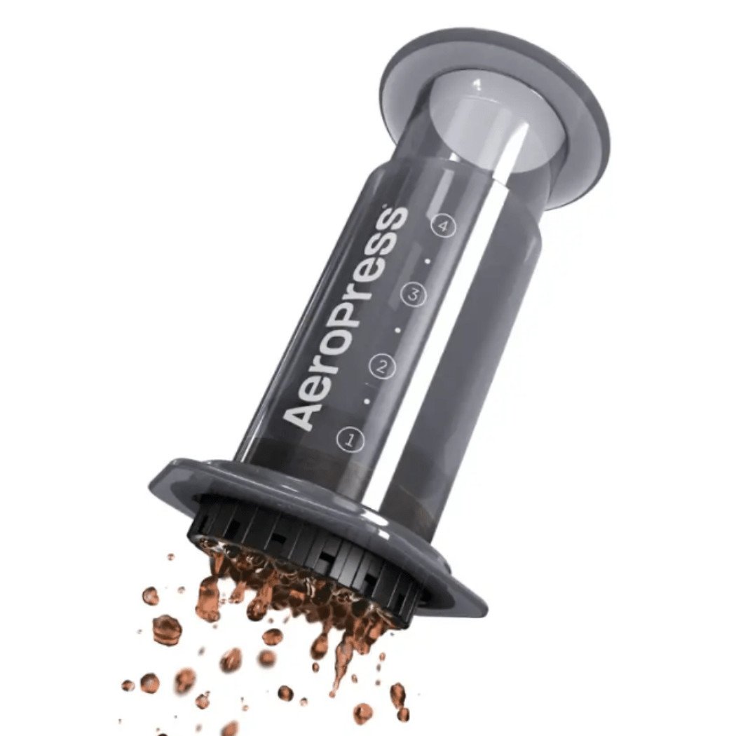 Todo sobre el AeroPress: Historia, Funcionamiento y Razones de su Éxito